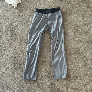 Men’s used Seawall Lululemon lightweight pants